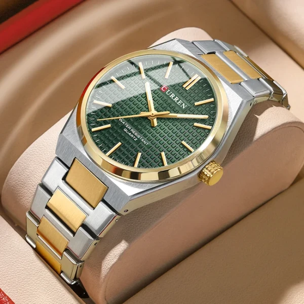 CURREN 8439 Stainless Steel Fashion Quartz Man For- Golden/Green